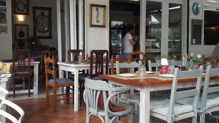 GF90-taverna-stathis-giwta