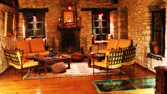 GF91-hotellanassa(b)